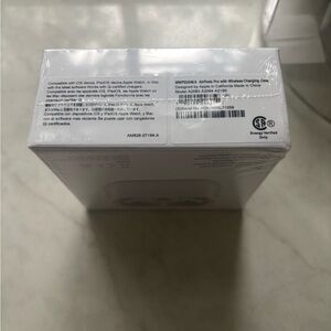 Apple AirPods Pro with Charging Case - White